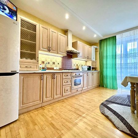 Apartpoltava Вишукані Просторі Апартаменти, Аграрний Університет, Звітна Документація Eksteriør bilde