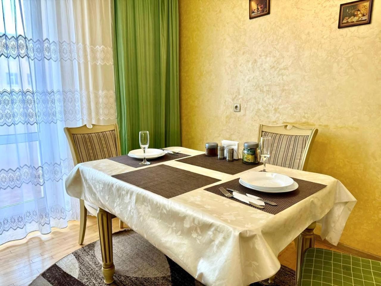 Apartpoltava Вишукані Просторі Апартаменти, Аграрний Університет, Звітна Документація Eksteriør bilde